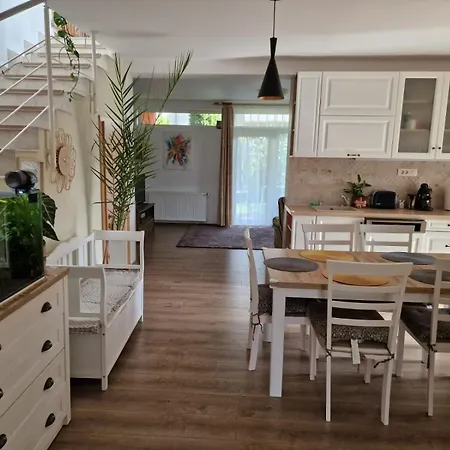 Harmony Haven - Spacious 4br House With Free Parking Dom wakacyjny