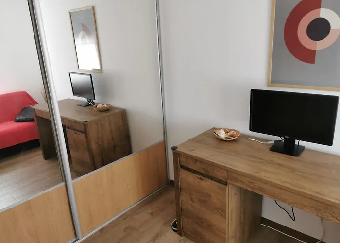 Harmony Haven - Spacious 4br House With Free Parking *